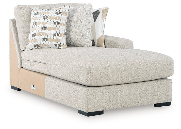 Laurelgrove Sectional with Chaise