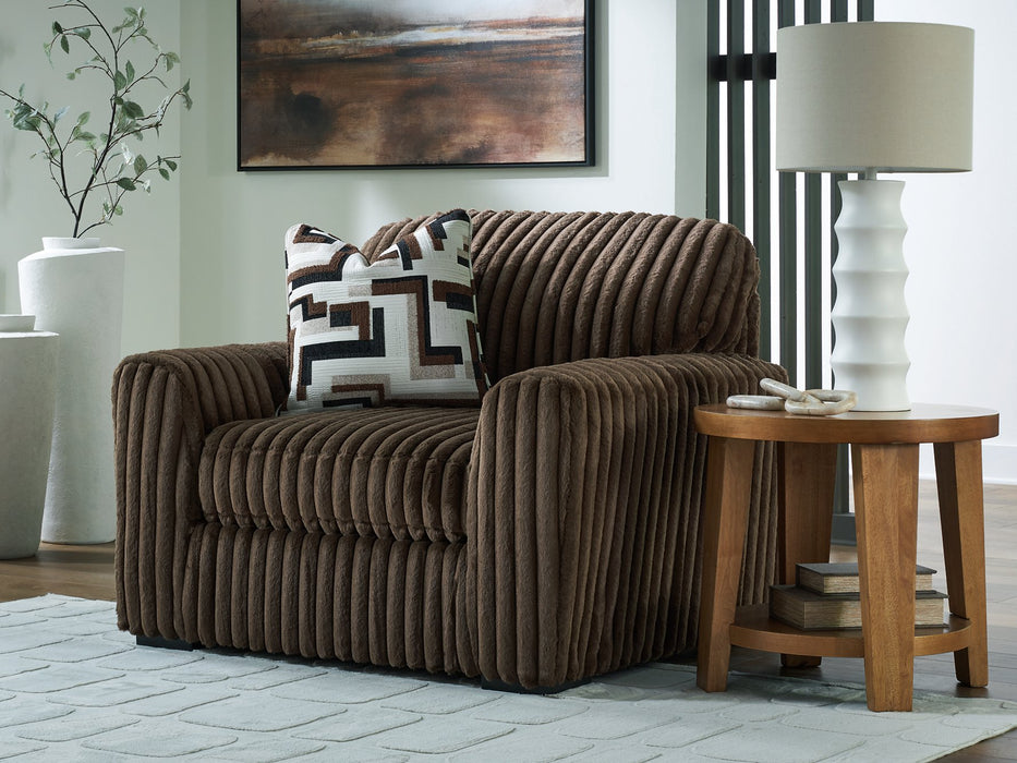 Midnight-Madness Oversized Chair