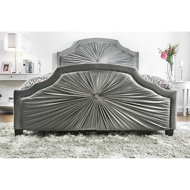 Coraline E.King Bed
